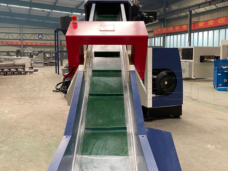 Belt-conveyor